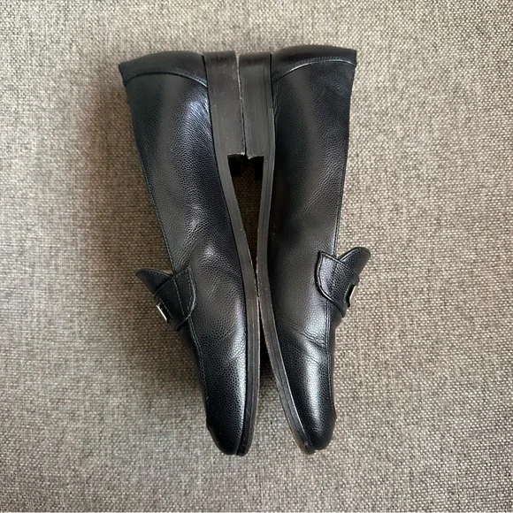 Vintage black Chanel loafers - Picture 5 of 7